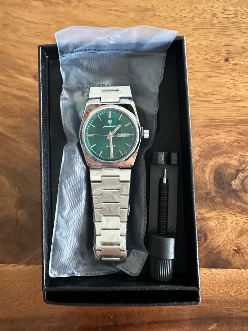 Green Dial Stainless Steel Women’s Bracelet Watch - Unbranded